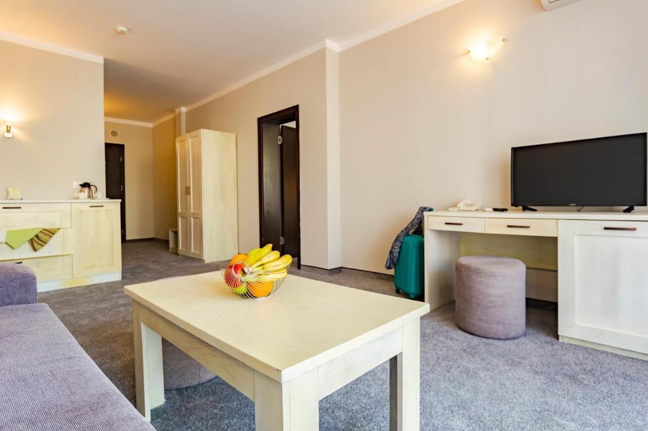 Oasis Del Mare Beach Front Hotel Лозенець Екстер'єр фото