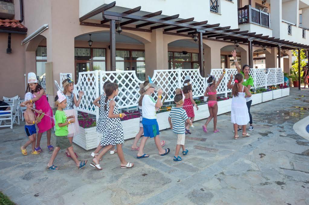 Oasis Del Mare Beach Front Hotel Лозенець Екстер'єр фото
